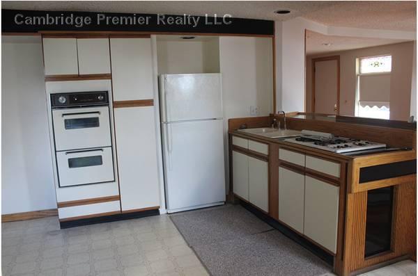 27 Princeton St, Medford