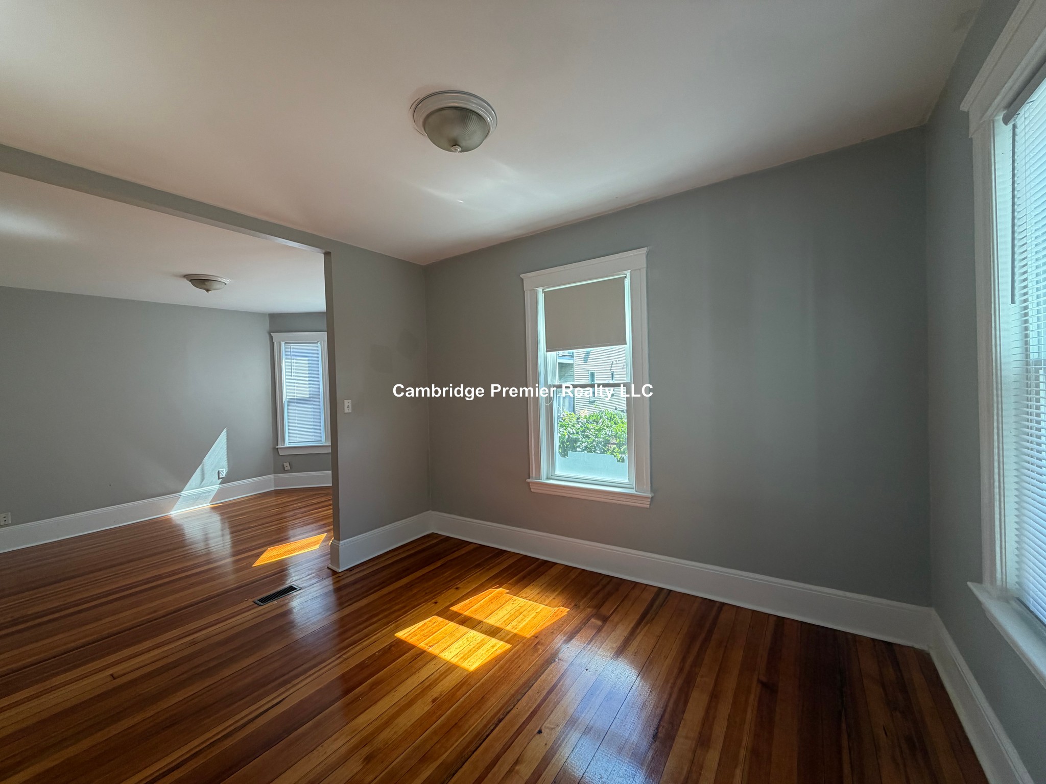 Photos of apartment on Waldo Ave.,Somerville MA 02143