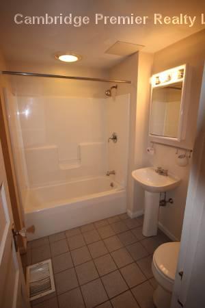 296 Highland Ave, Powder House Square