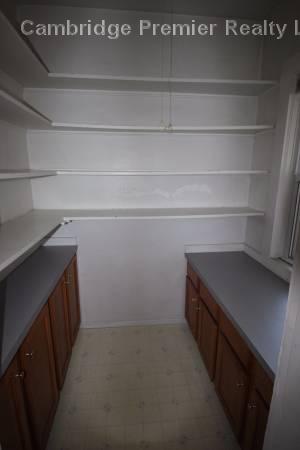 296 Highland Ave, Powder House Square