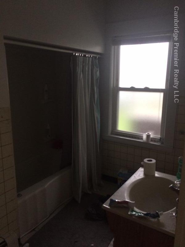 28 Cherry St, Porter Square