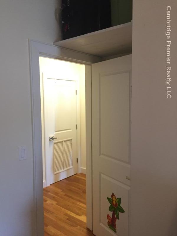 377 Summer St, Davis Square