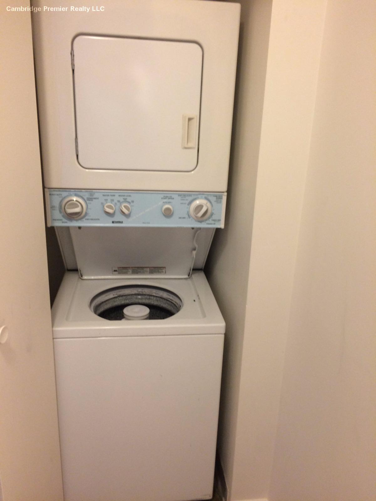 218 Thorndike St, East Cambridge