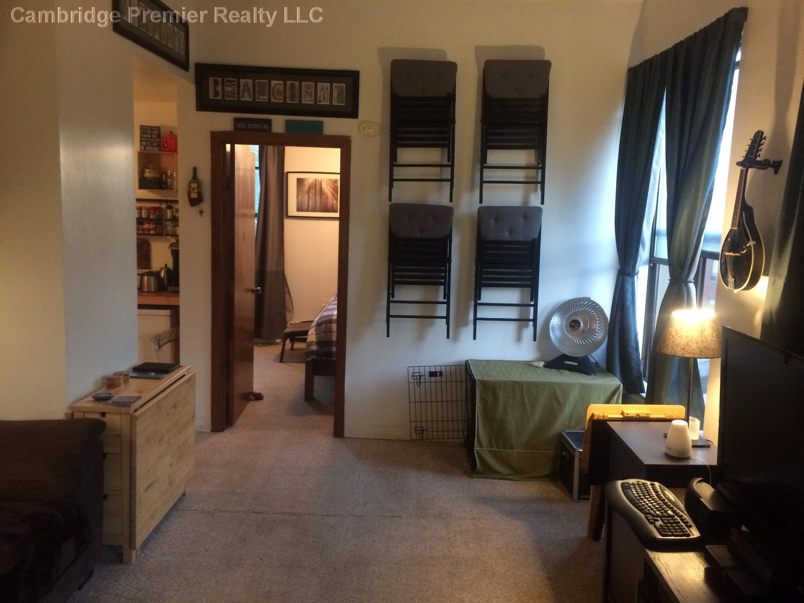 247 Pearl St., Somerville, MA - 2,250 USD/ month