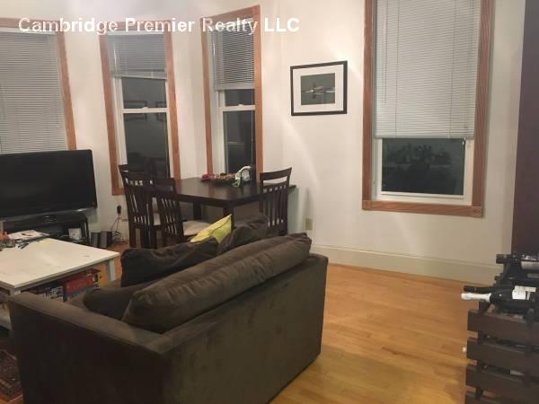 183 Columbia St, Cambridgeport