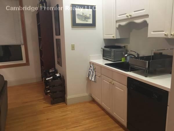 183 Columbia St, Cambridgeport