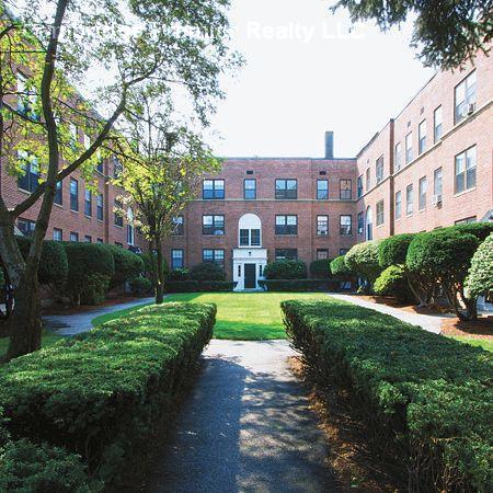 262 Harvard St, Mid Cambridge