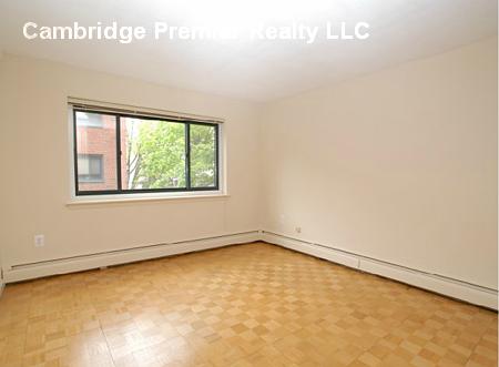 375 Harvard St, Mid Cambridge