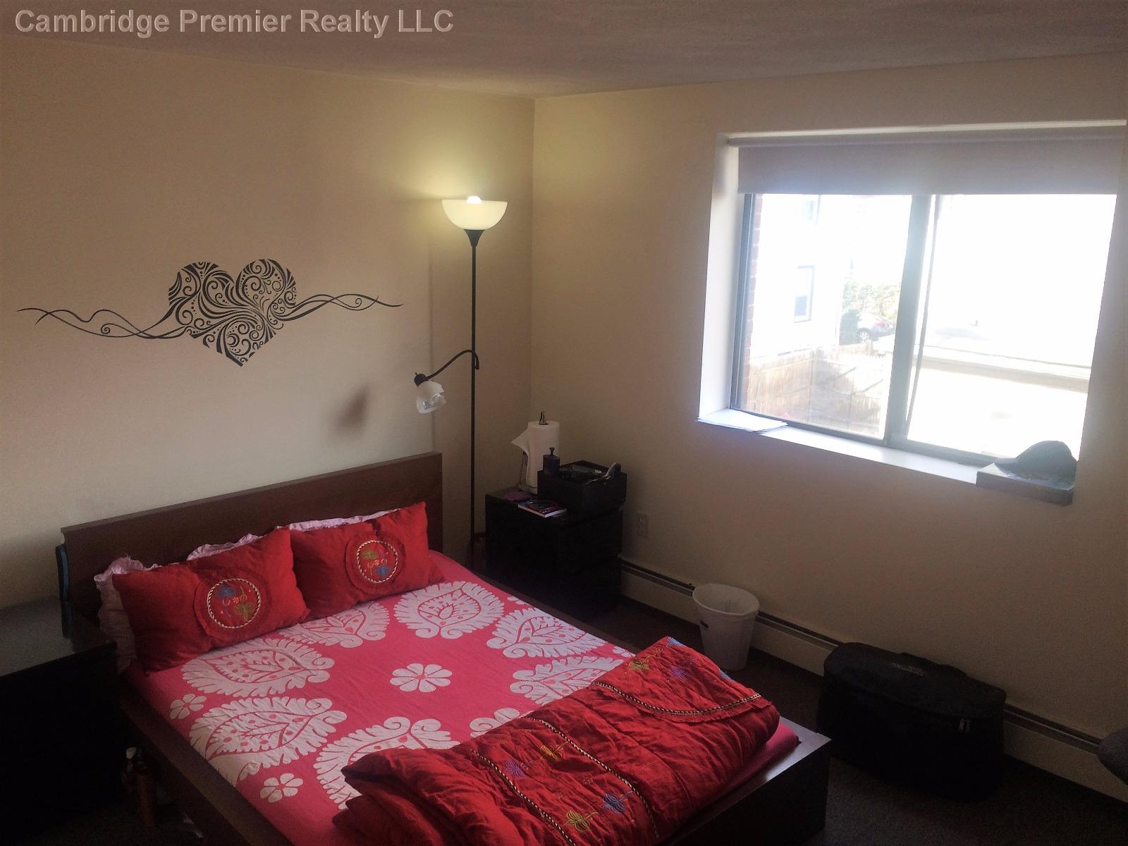 11 Adelaide Rd, Spring Hill