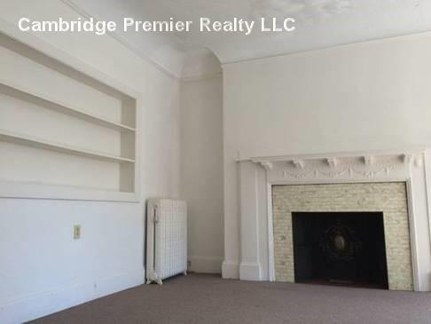 1039 Massachusetts Ave, Harvard Square