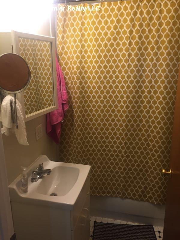 78 Newton St, East Somerville