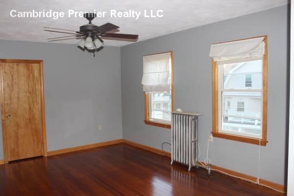 27 Princeton St, Medford