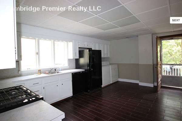 14 Dow St, Davis Square