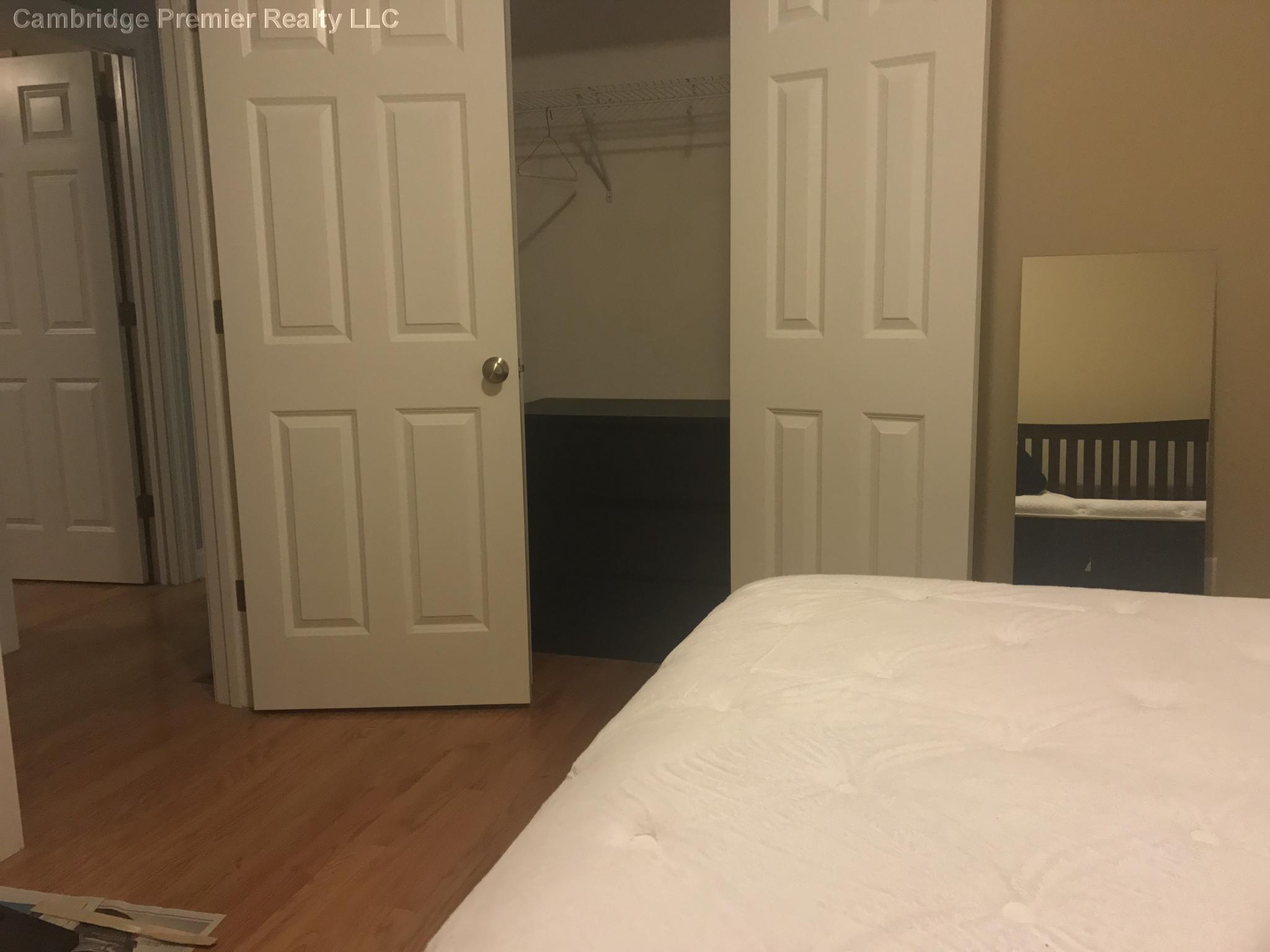 19 Calvin St, Inman Square