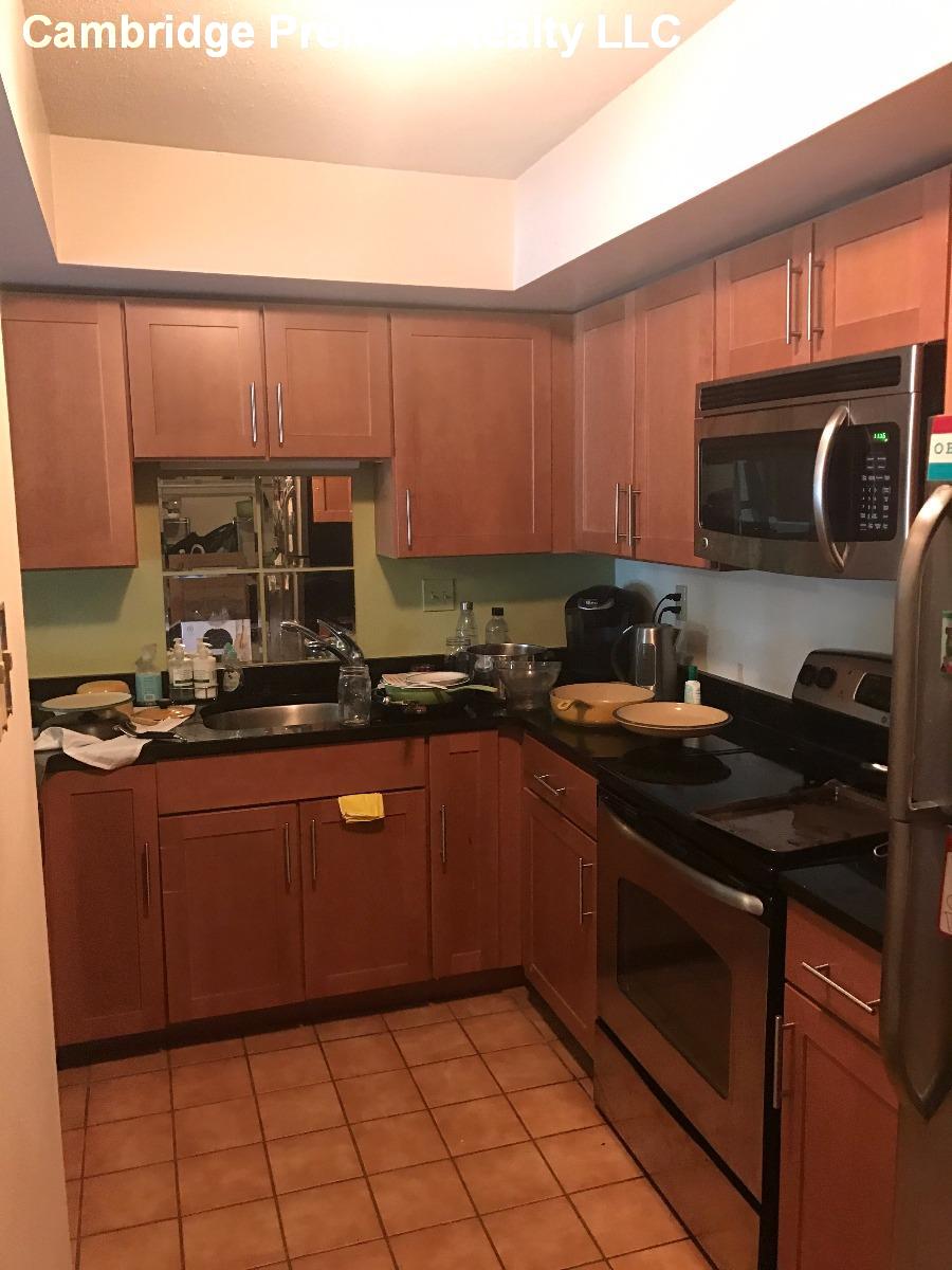 345 Franklin St, Central Square