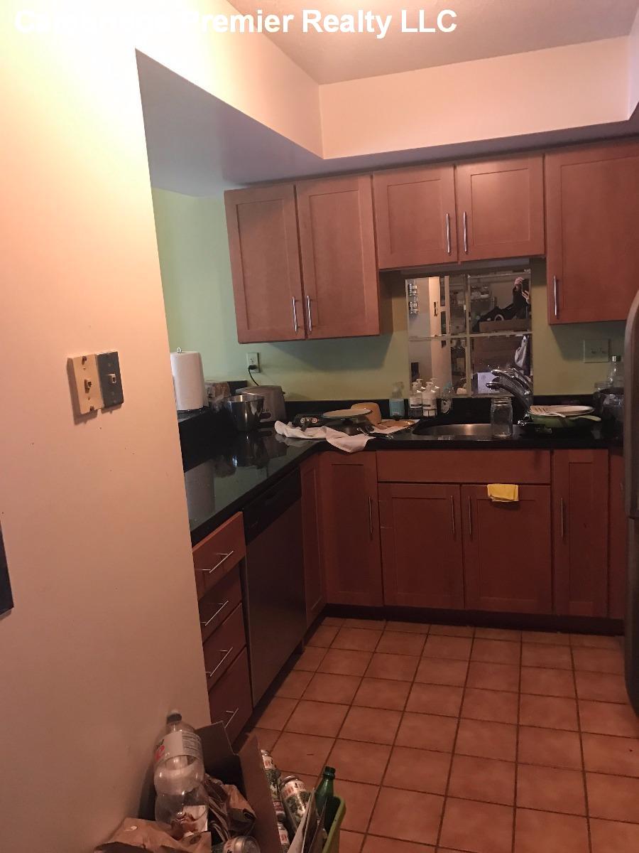 345 Franklin St, Central Square