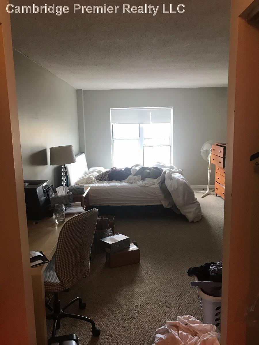 345 Franklin St, Central Square