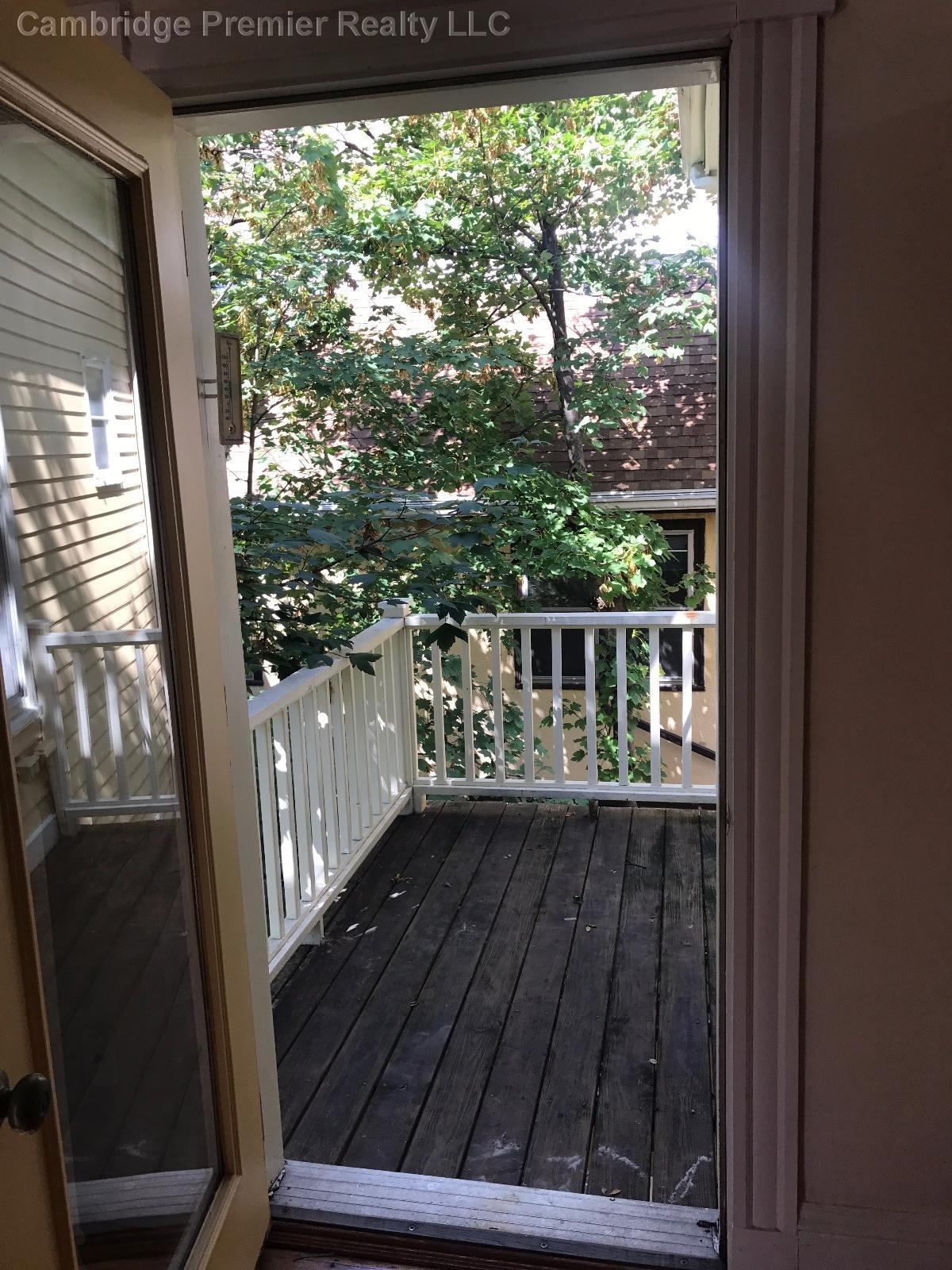 139 Antrim St, Inman Square