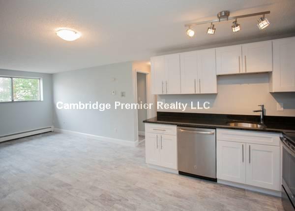 14 Murdock St, Powder House Square