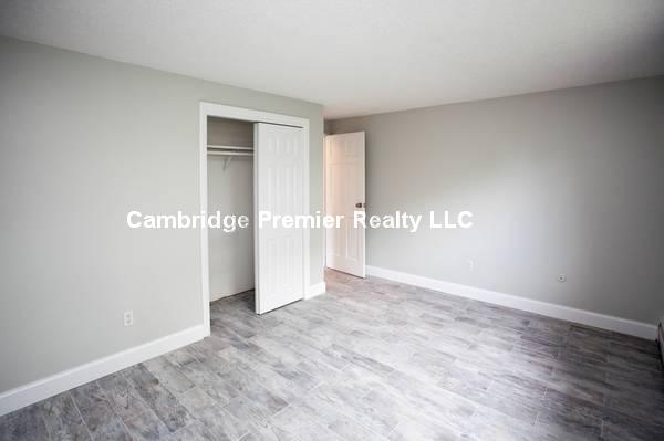 14 Murdock St, Powder House Square