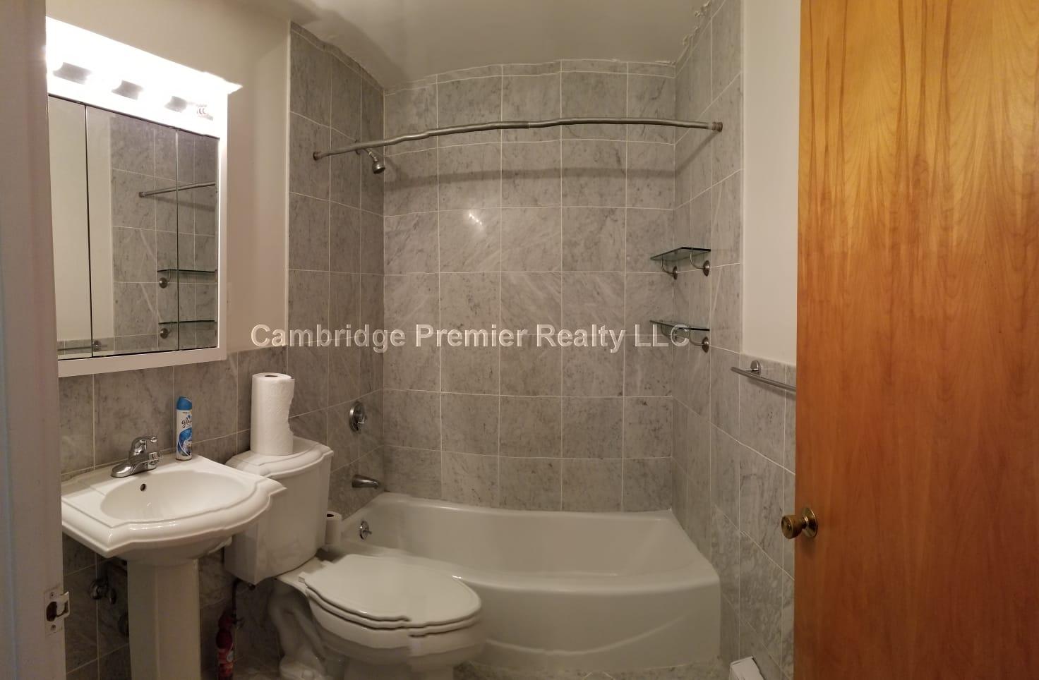 22 Laurel St, Spring Hill