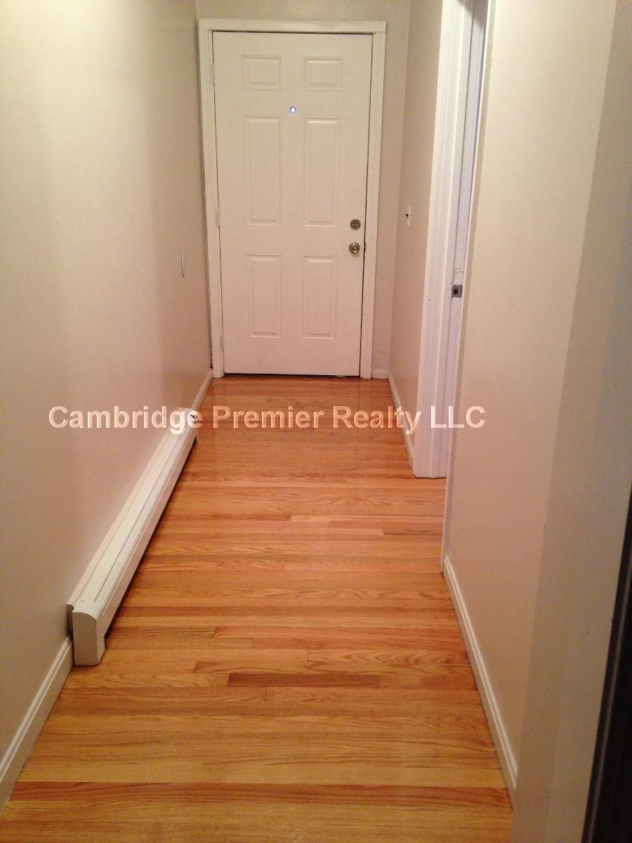 63 Webster Ave, Union Square