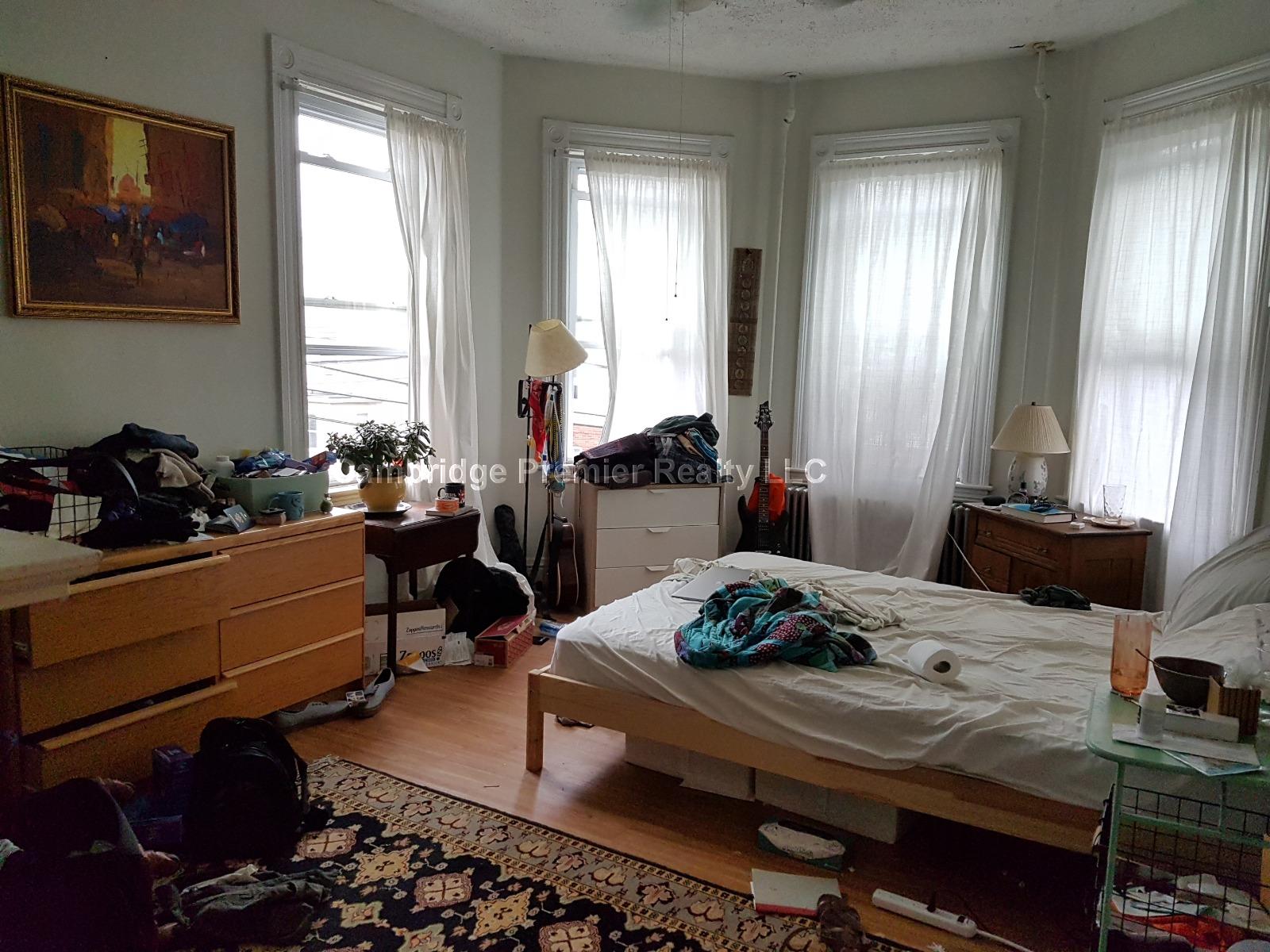 69 Beacon St, Ward Two