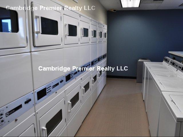 812 Memorial Dr, Central Square