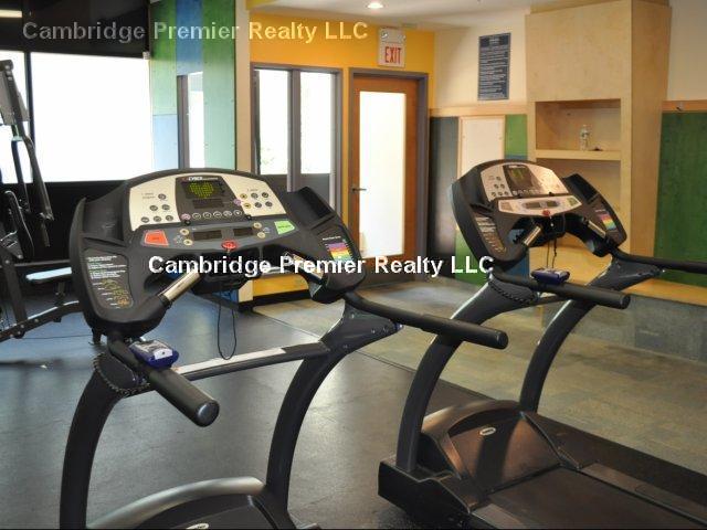 812 Memorial Dr, Central Square