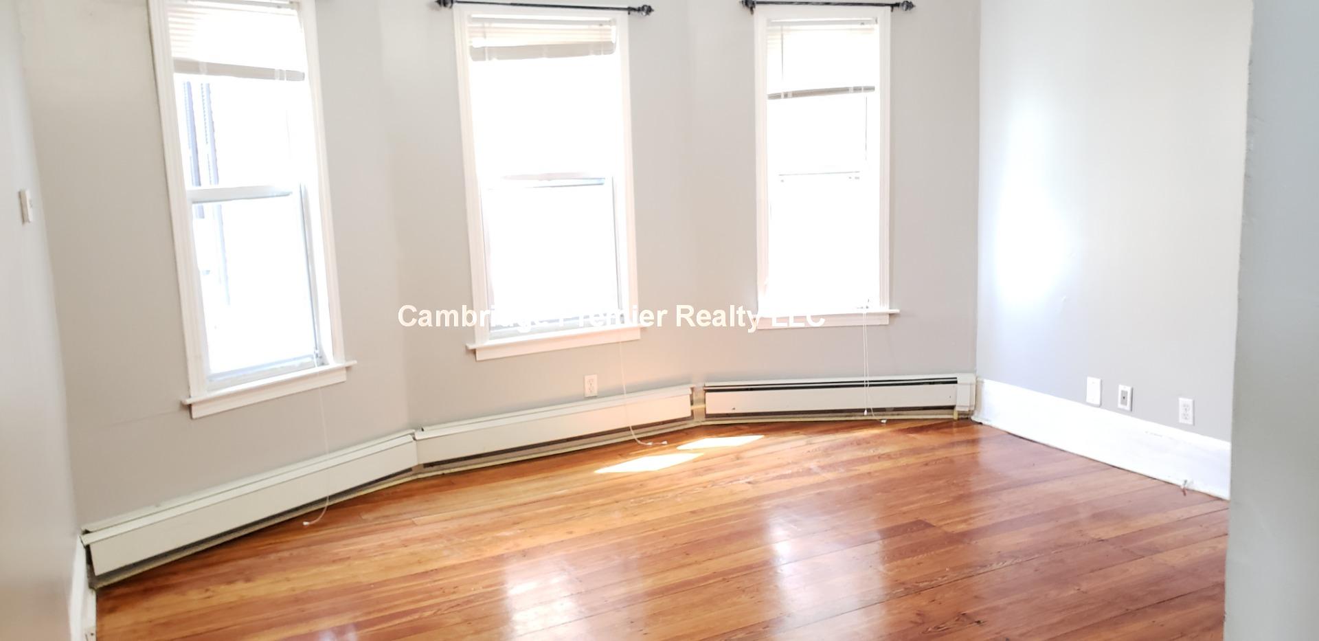 18 Montrose St, Winter Hill