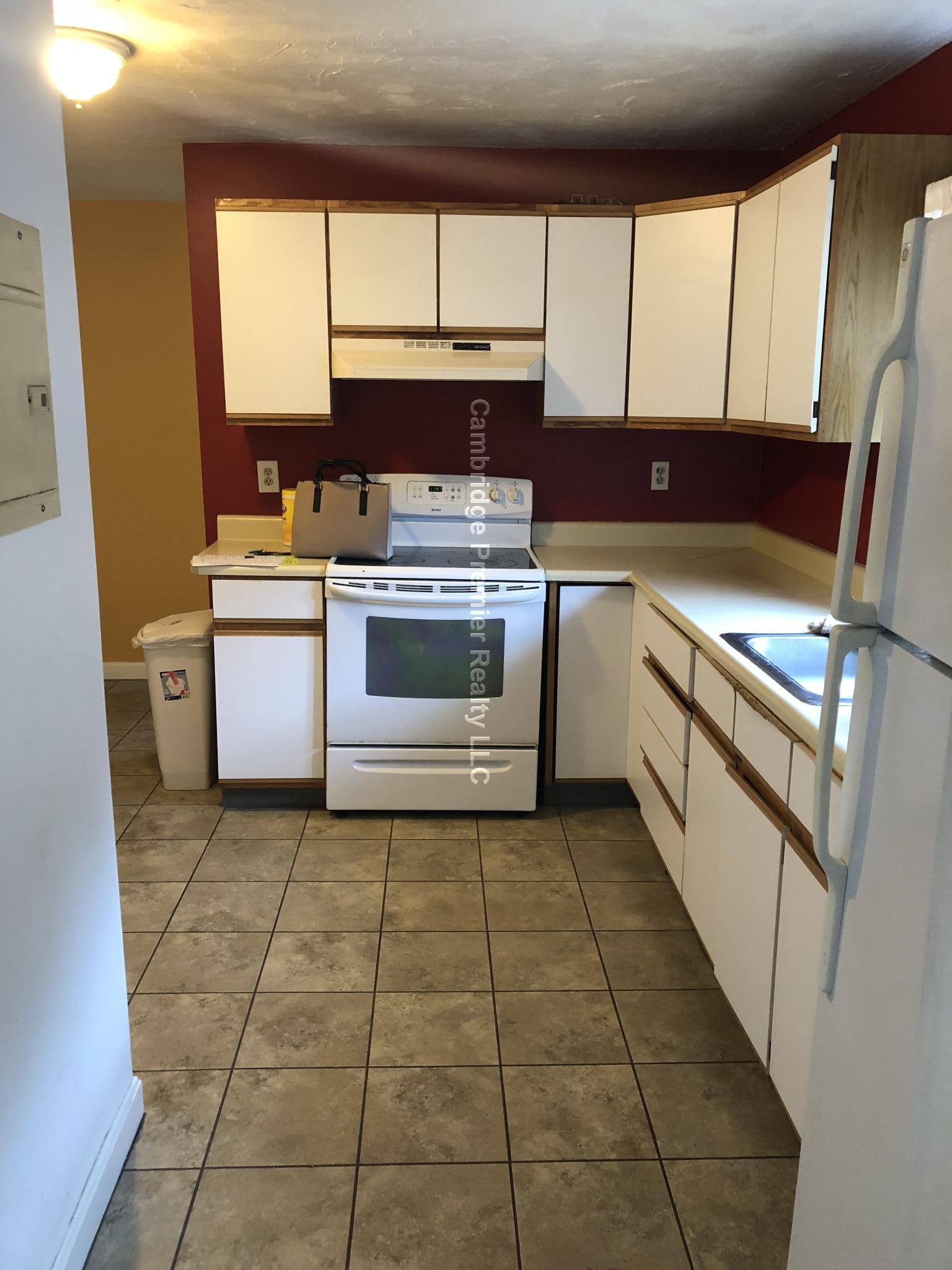 85 Glen St, East Somerville