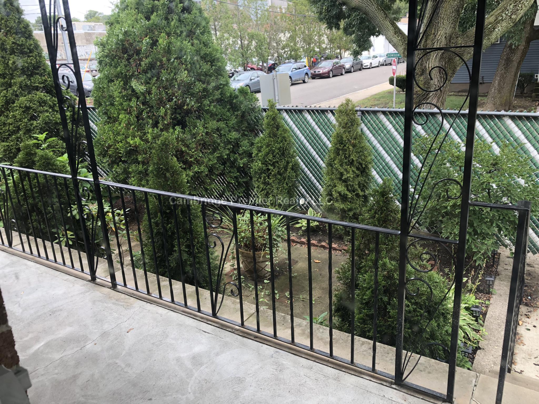 144 Bowdoin St, Medford