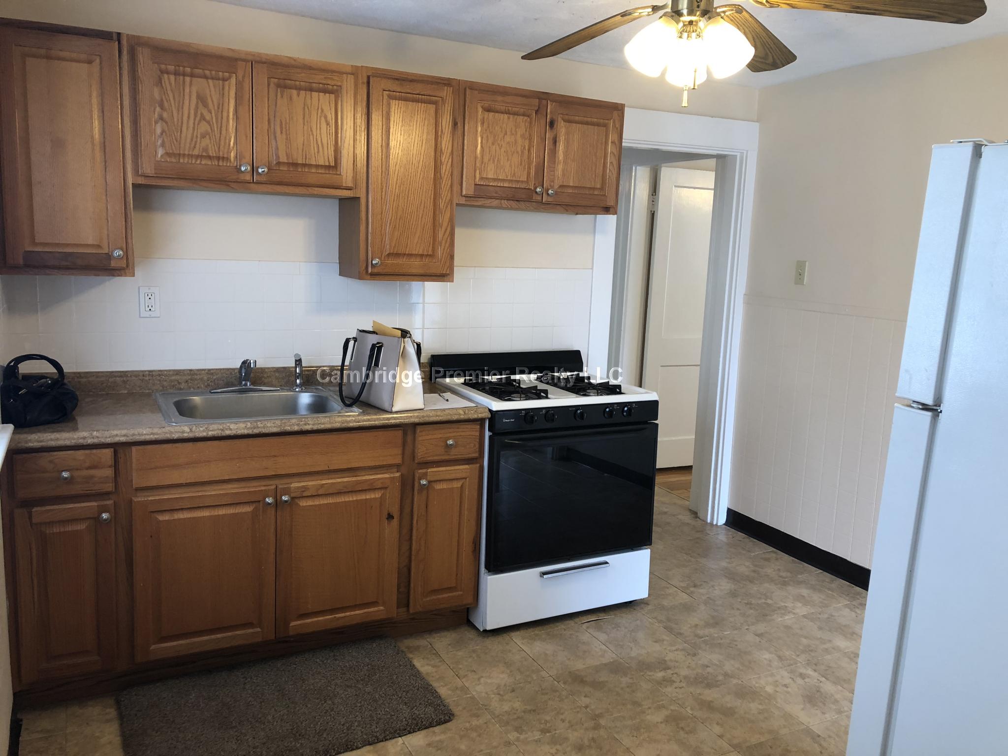 144 Bowdoin St, Medford