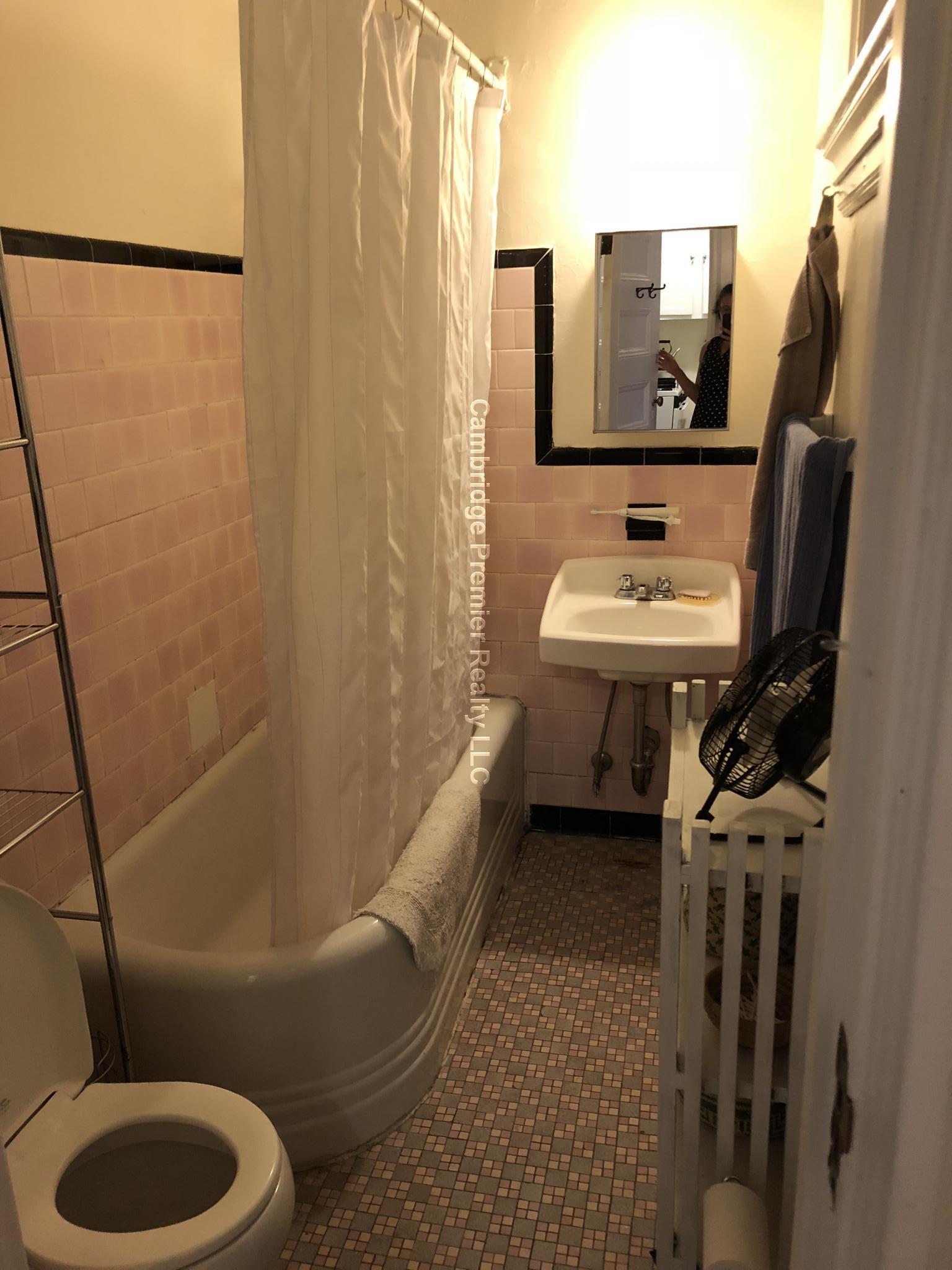 2 Ware St, Mid Cambridge