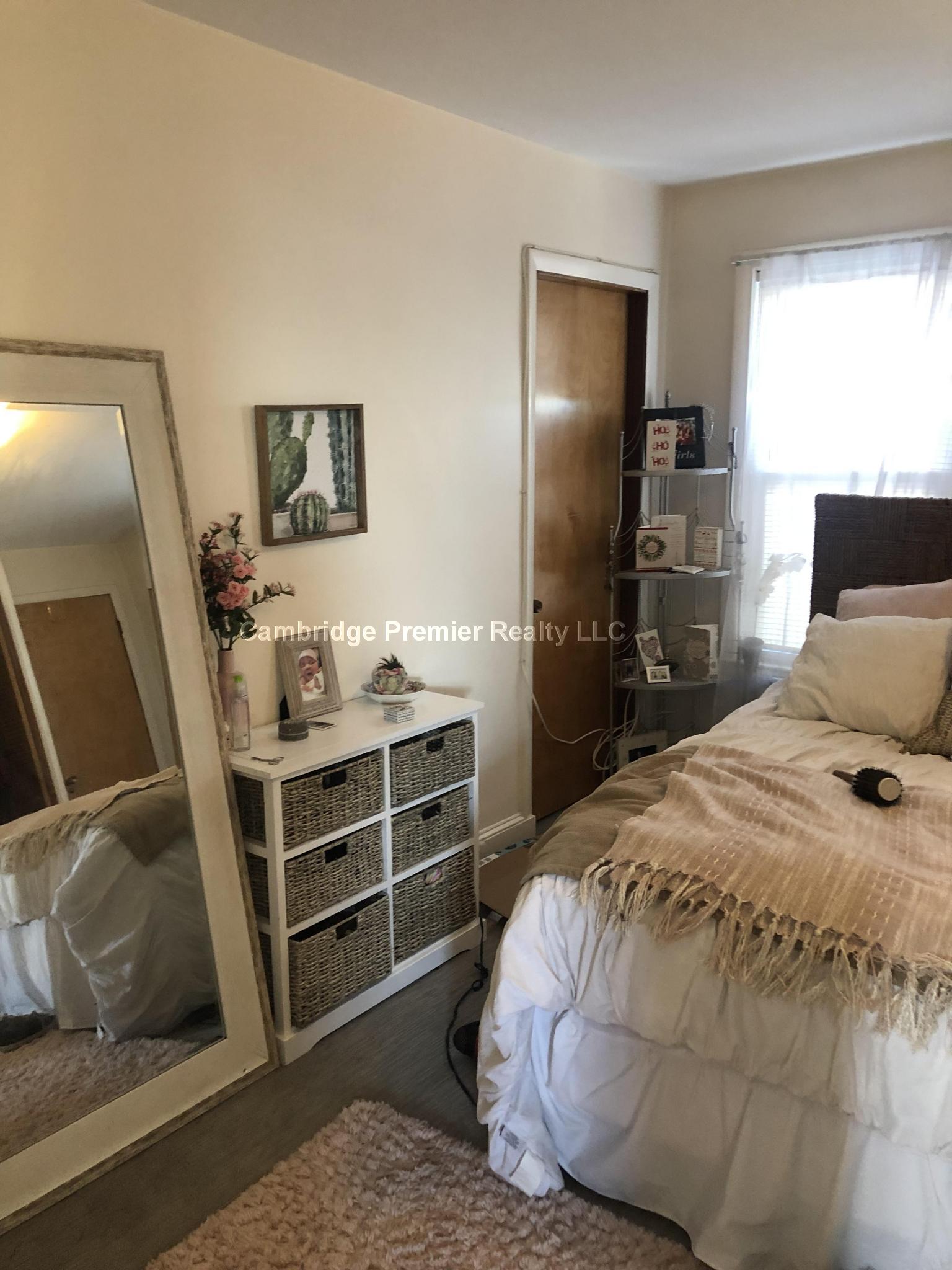 334 Main St, South Medford