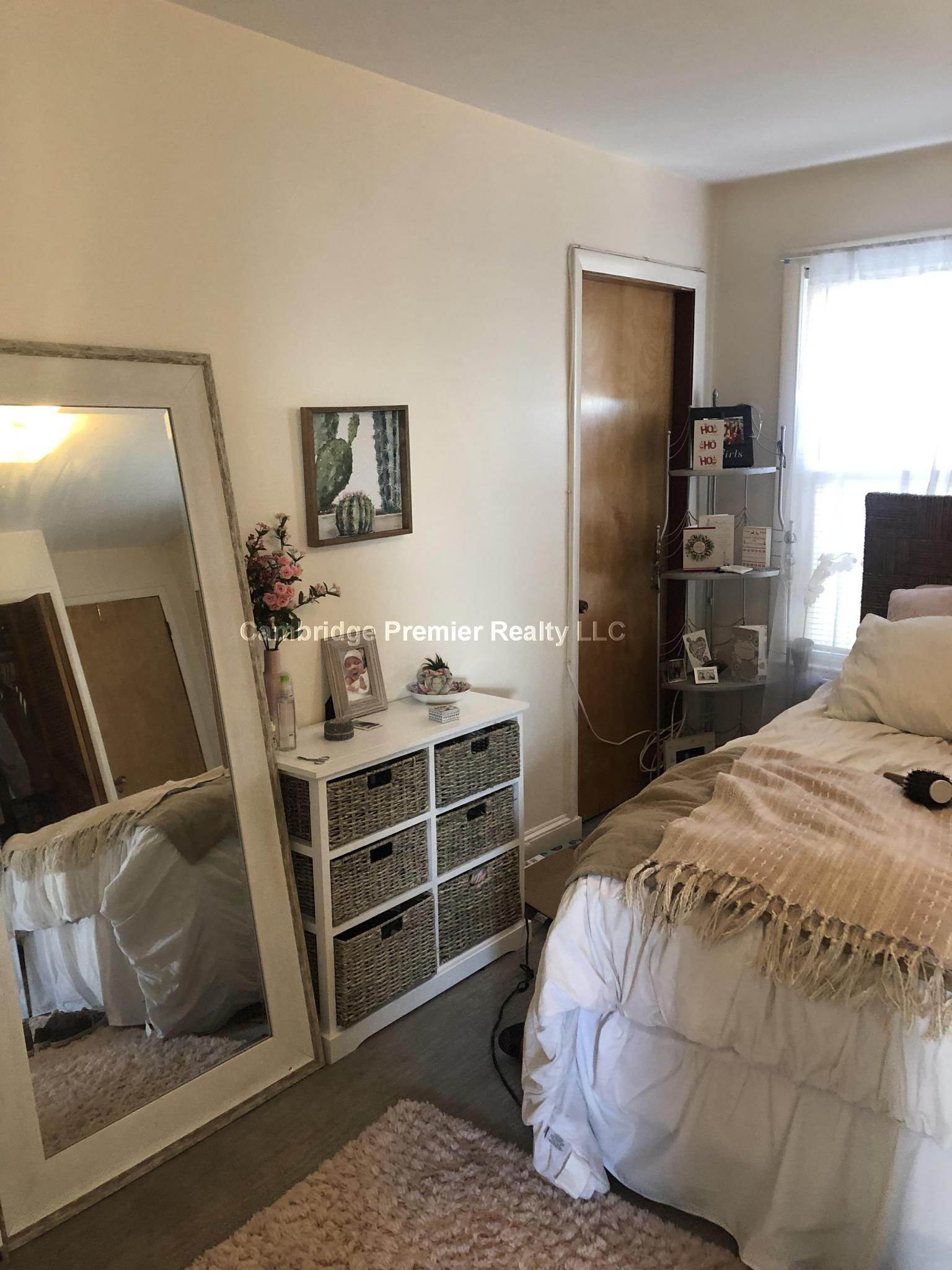 334 Main St, South Medford