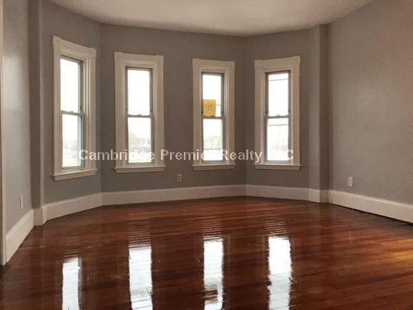 48 Fellsway, East Somerville