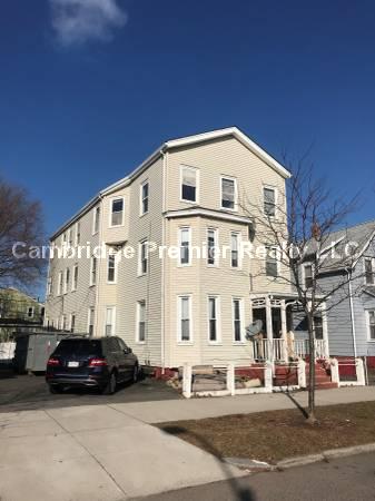 48 Fellsway, East Somerville