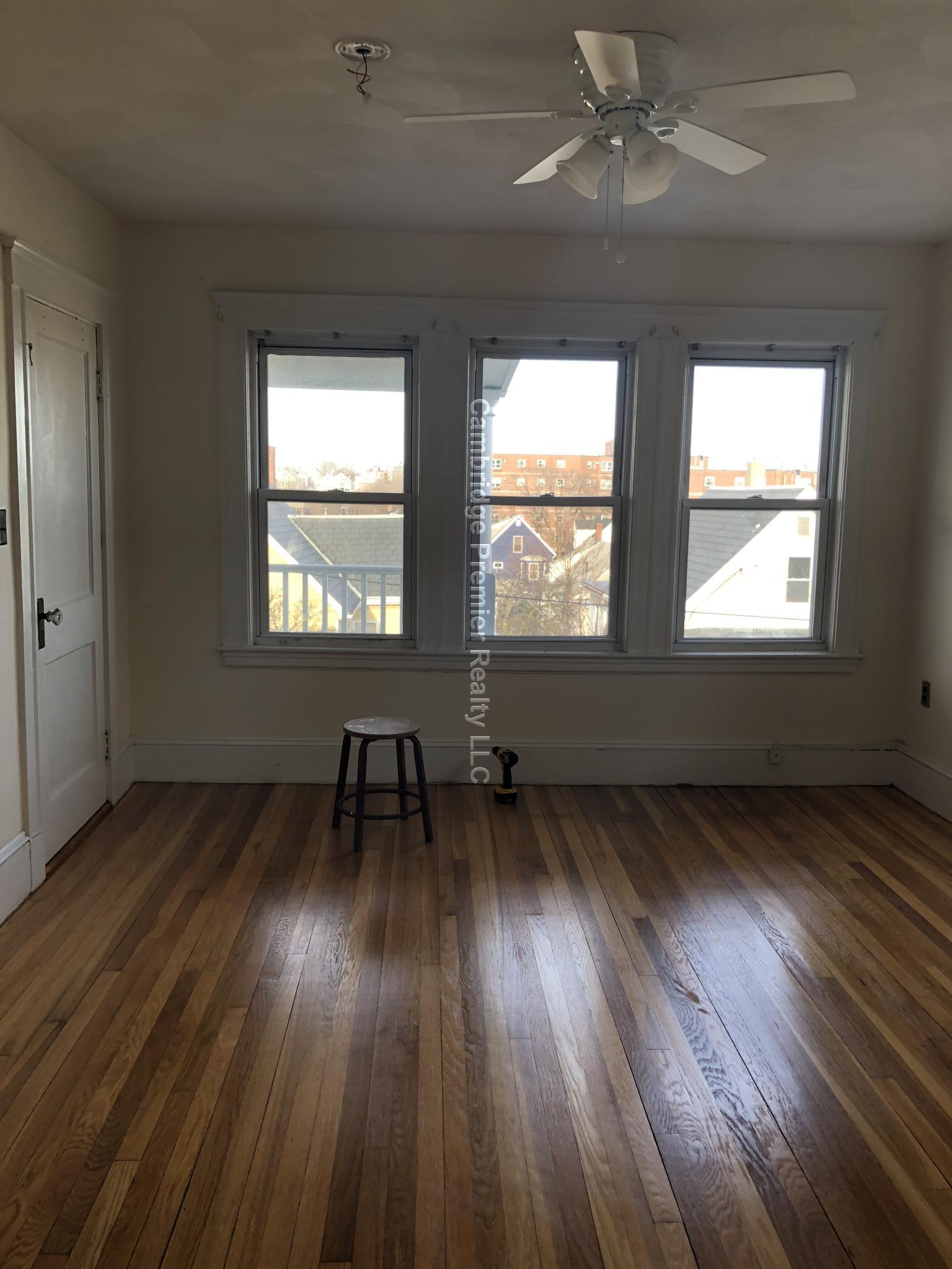 56 Derby St, Somerville
