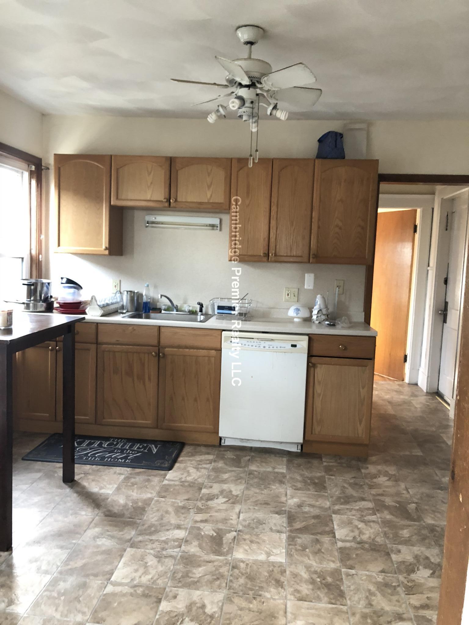 56 Derby St, Somerville