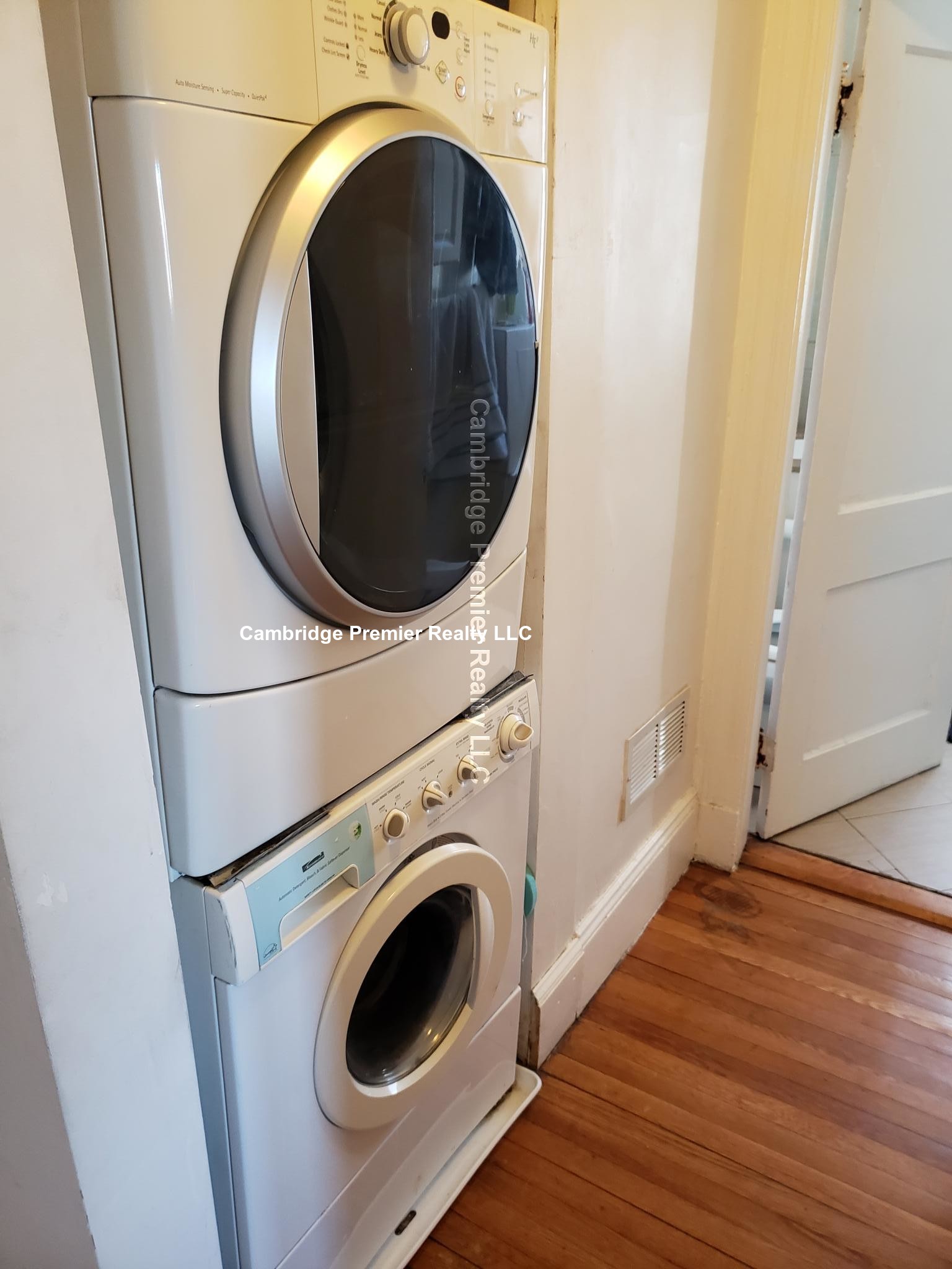 229 Harvard St, Central Square