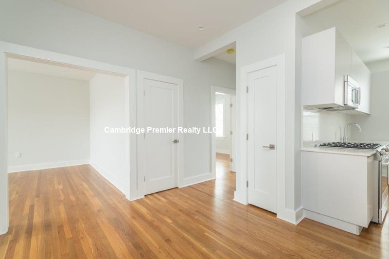 19 Forest St, Porter Square