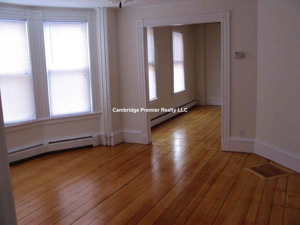 547 Broadway, South Medford