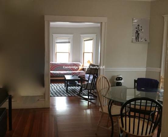 85 Lowden Ave, Powder House Square