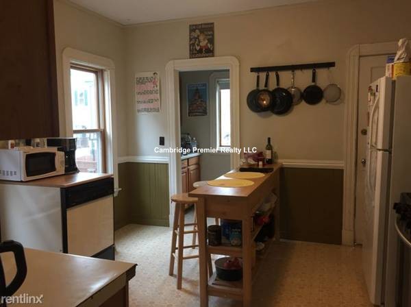 85 Lowden Ave, Powder House Square