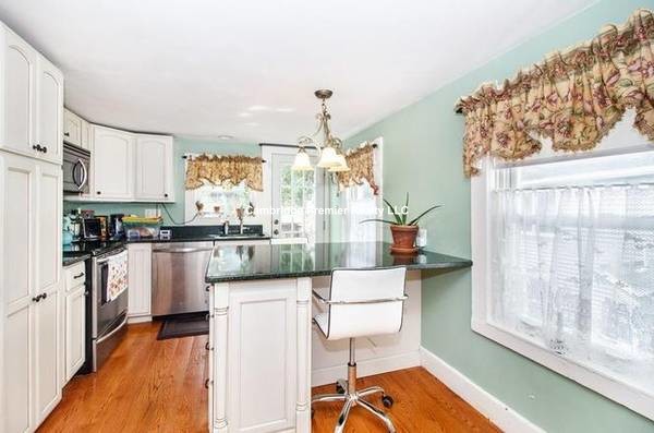 74 Spring St, East Cambridge