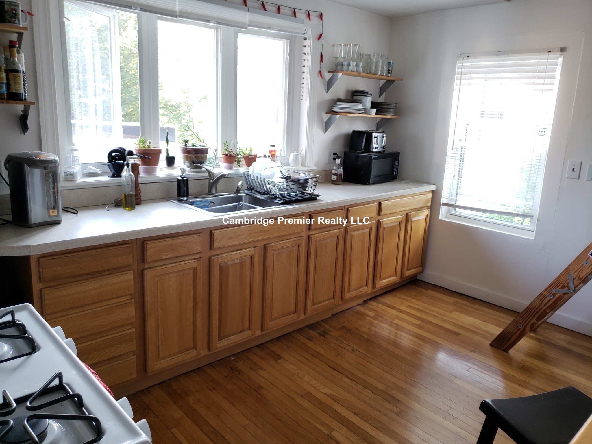 291 Columbia St, Cambridgeport