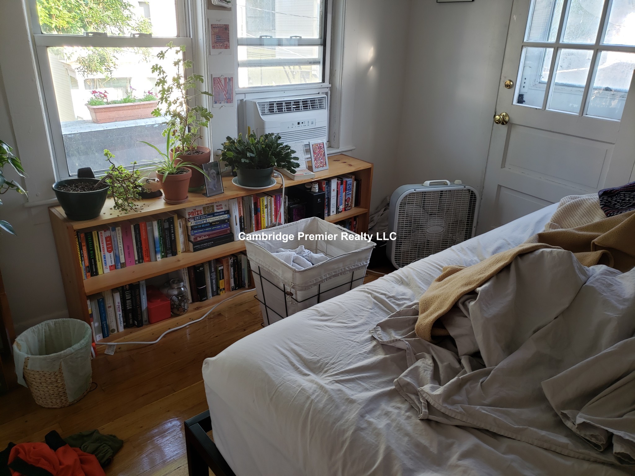 291 Columbia St, Cambridgeport