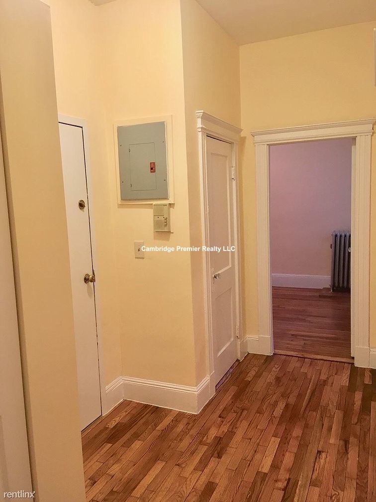 1315 Commonwealth Ave, Allston