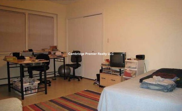 2018 Commonwealth Ave, Brighton